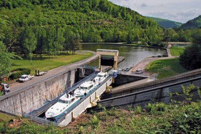 Schiffshebewerk Arzviller Hausboote