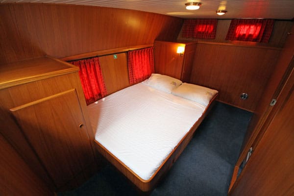 Schlafkabine Doppelbett Wolvenjacht 14 Motorboot