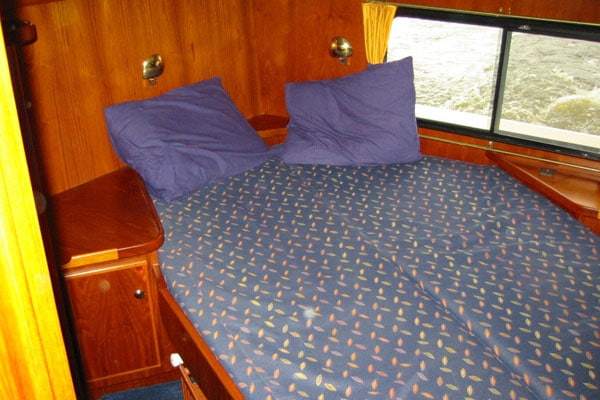 Doppelbett Heckkabine Boot Venus