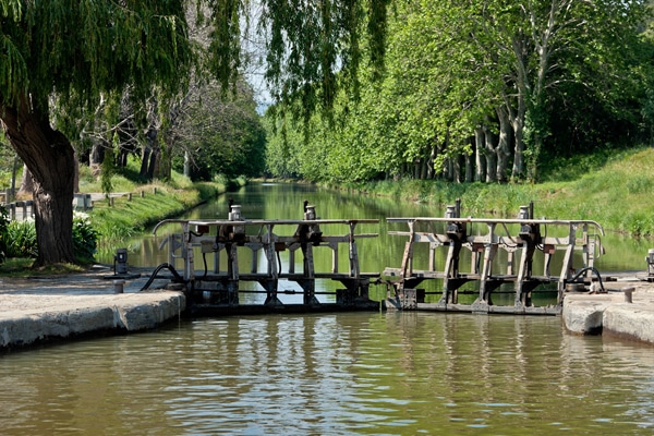 Schleuse am Canal du Midi in Frankreich
