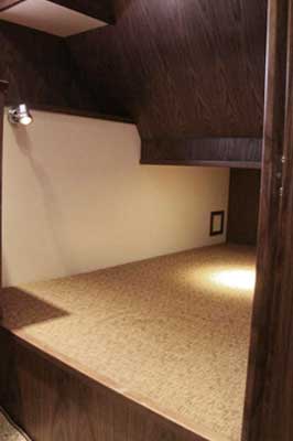 Kabine Unterflur mit Doppelbett
