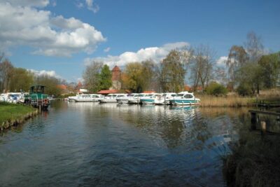 Hafen in der Seenplatte Mecklenburg