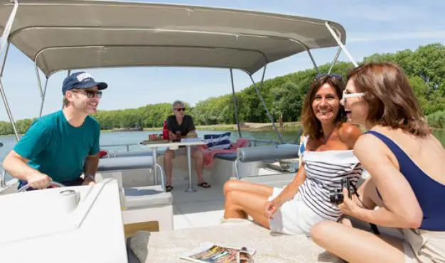 Unterhaltung an Deck der Horizon