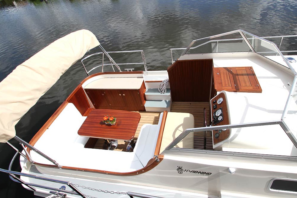 Sonnendeck Motoryacht Passion 8.80 Sport