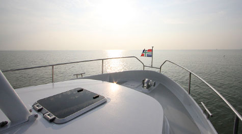 Sonnendeck und Bugbereich außen