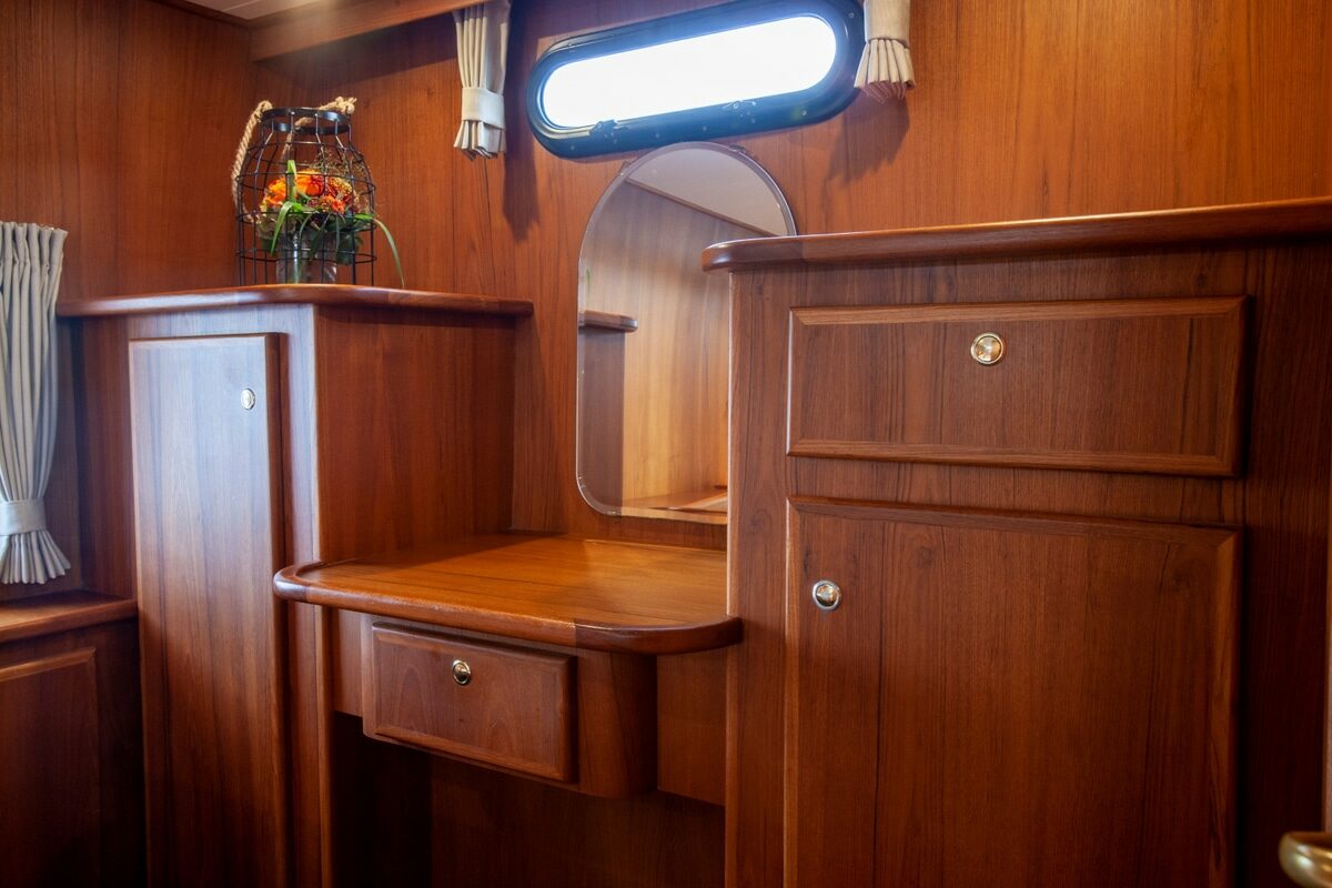 Stauraum Schlafkabine Irnzor 1220 Motoryacht