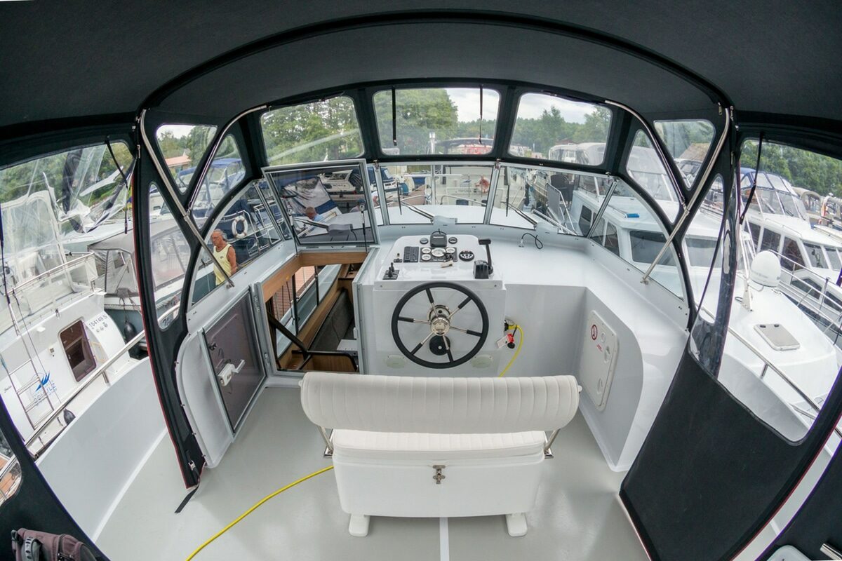 Steuerstand Gruno 44 Motoryacht