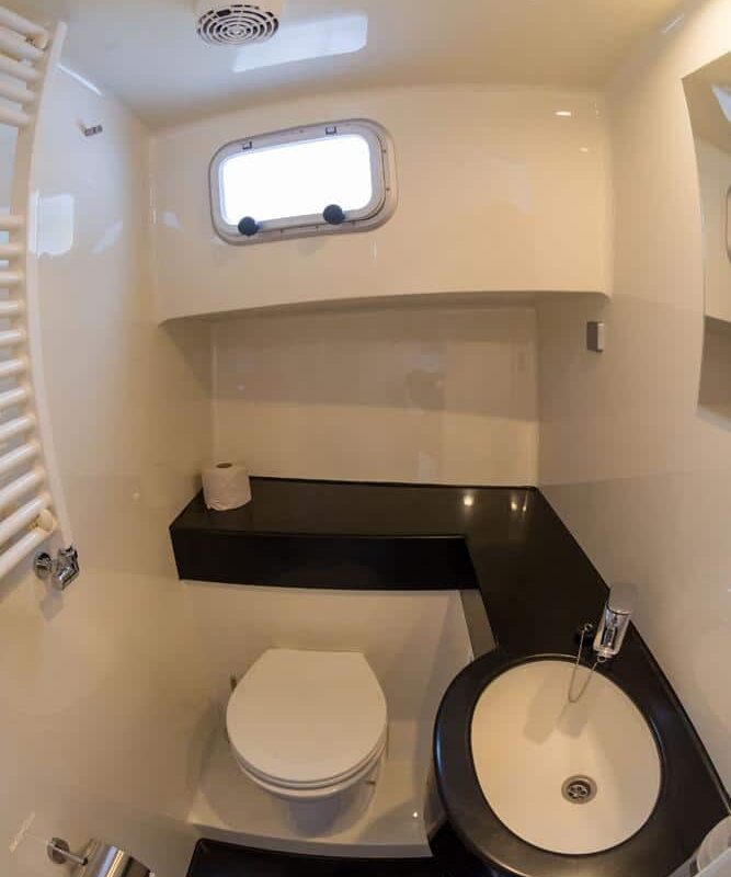 Toilette und Waschbecken Schulz 40