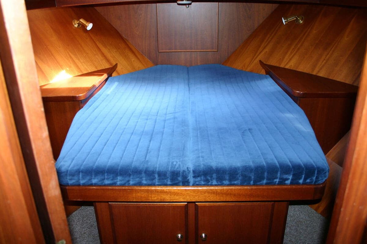 Schlafkabine Doppelbett Motoryacht Vacance 1200 Amazone