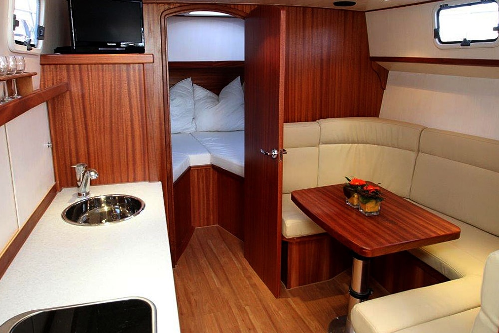 Wohnbereich Motoryacht Passion 8.80 Sport