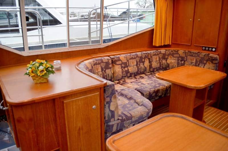 Wohnbereich Motoryacht Renal 40 Drait 48