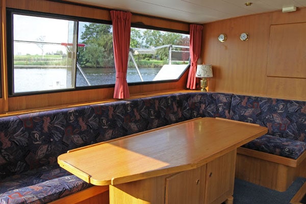 Sitzbank mit Tisch Wolvenjacht 7 Motorboot
