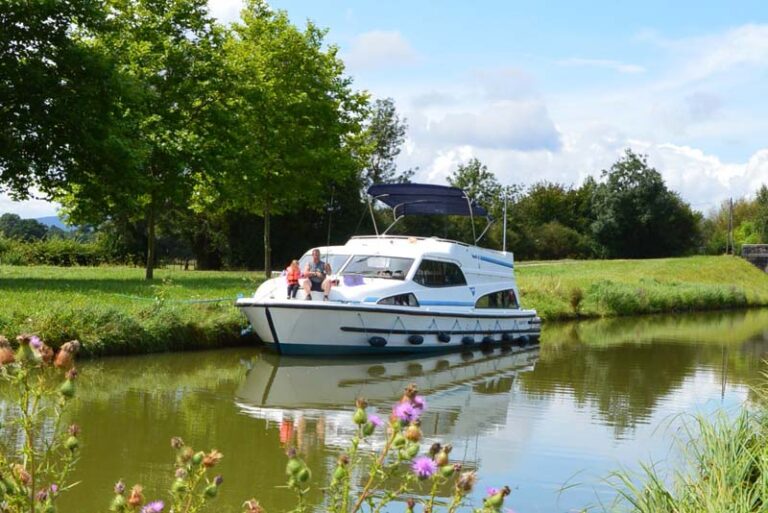 Hausboot mieten ohne Führerschein