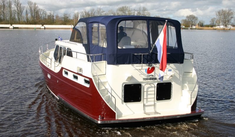 Badeplattform Motorboot Ryna 1400