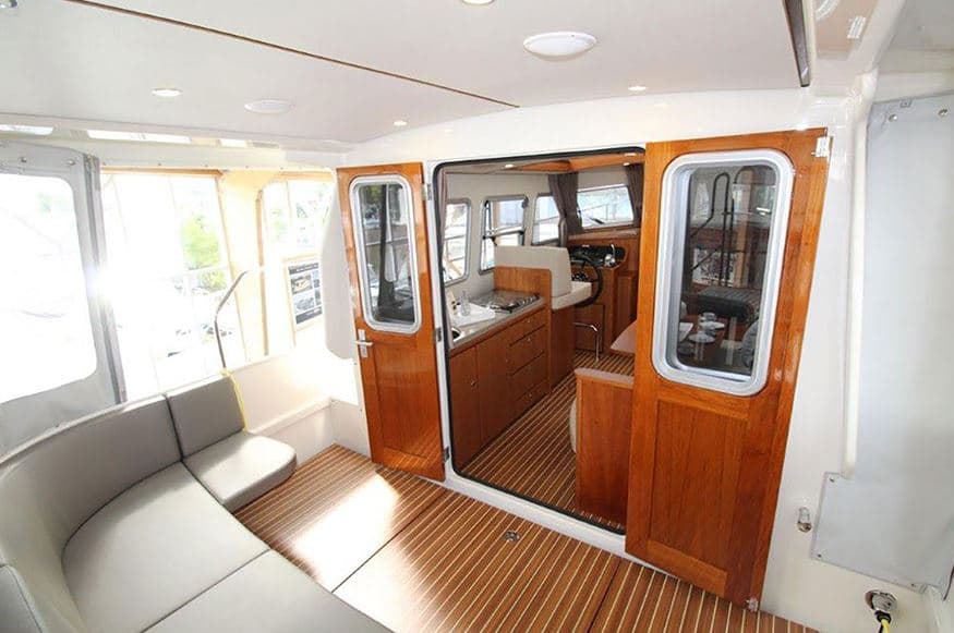 Einblick Heckterrasse Salon Linssen Forelle