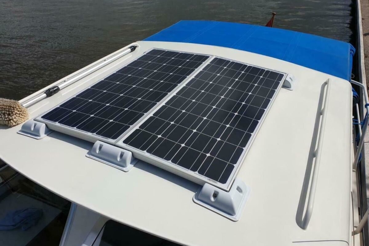 Solarpanel Hausboot Mimosa