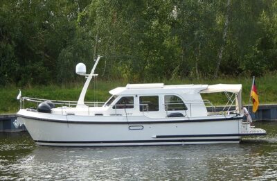 Fahrt Mecklenburg Boot Linssen 290 Sedan