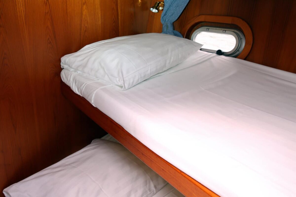 Schlafkabine mit Etagenbett Motoryacht Mercurius