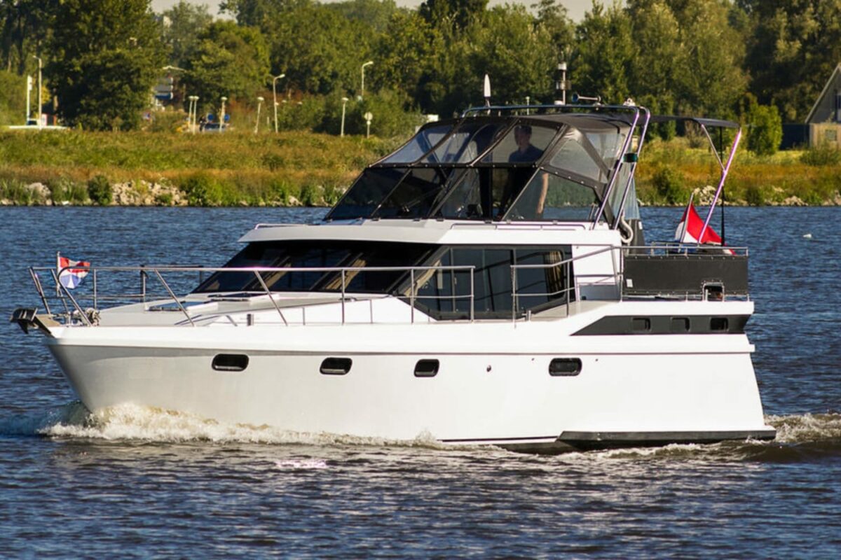 Motoryacht Antaris Südholland