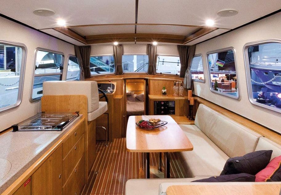 Wohnbereich Linssen 290 Sedan