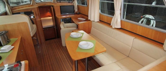 Sitzbank auf Linssen 34.9 Balu