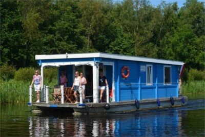 Fahrerstand Terrasse Hausboot Bunbo