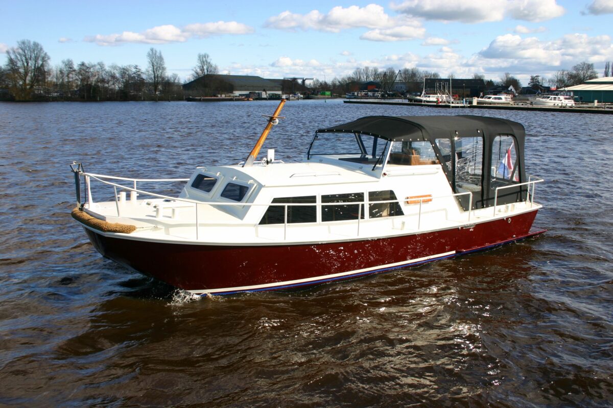 Bugansicht Aquarel Doerak Motorboot