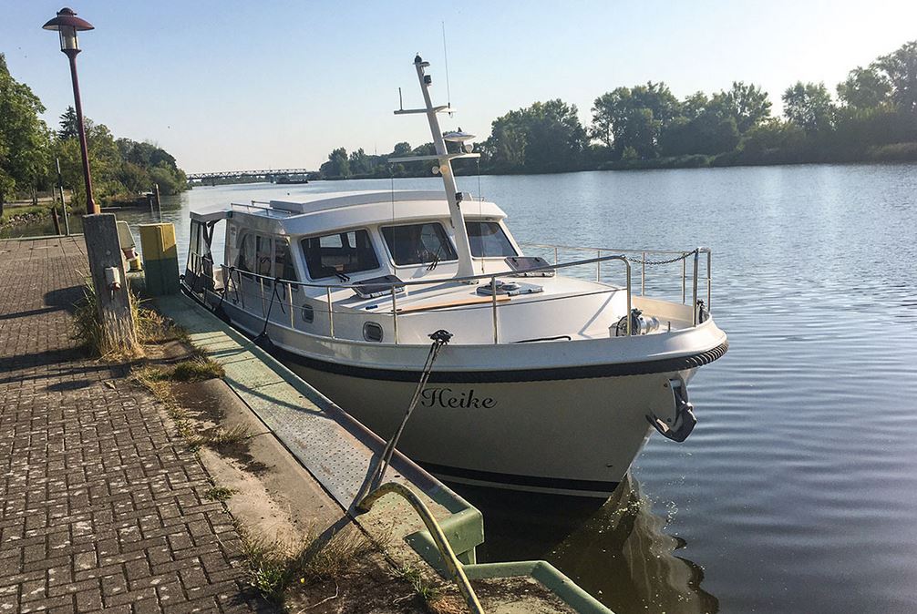 Angelegt am Ufer Linssen Sedan Heike