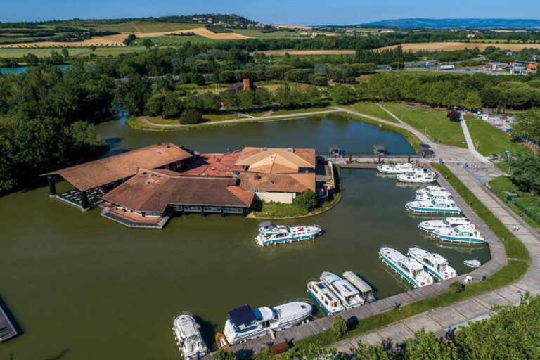 Hafen Port Lauragais am Canal du Midi