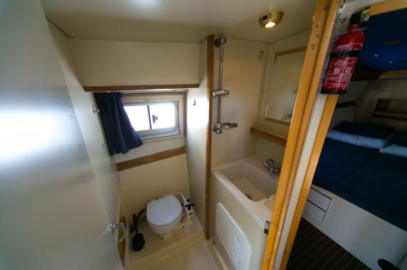 Dusche und WC auf Twins