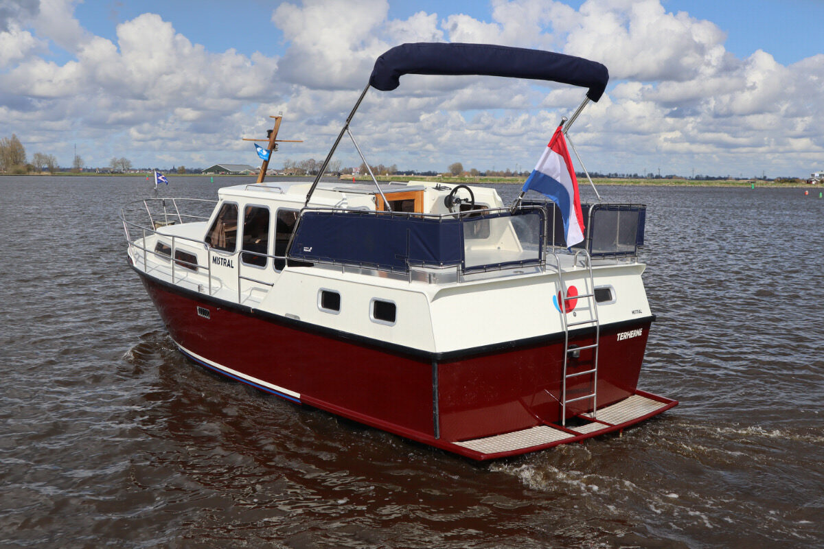 Heckansicht Mistral