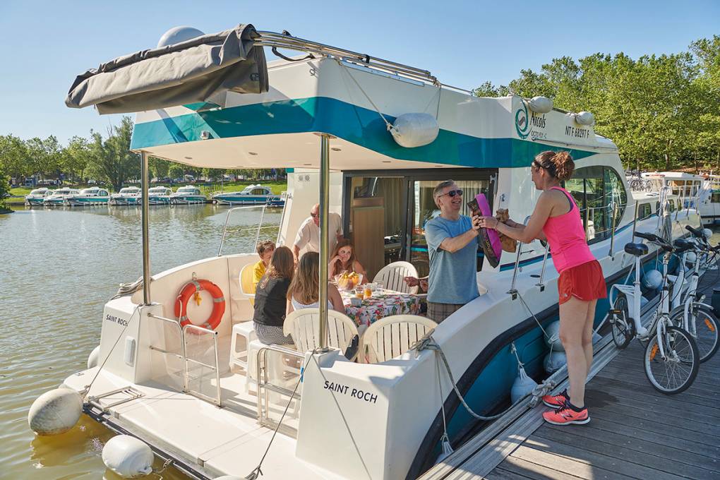 Heckterrase auf Hausboot Octo Fly