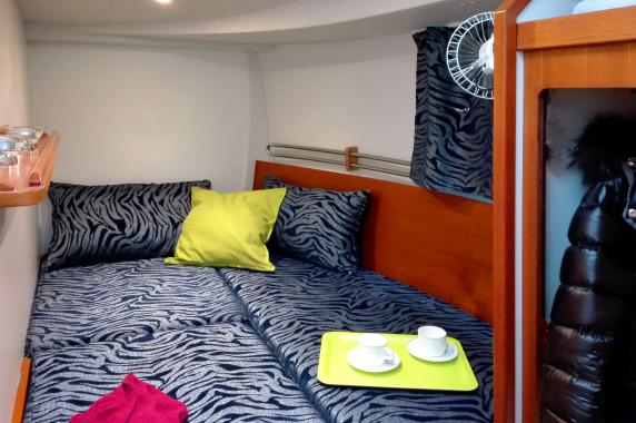 Doppelbett in Schlafkabine