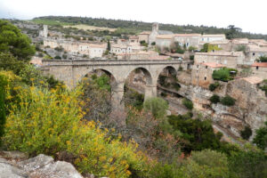 Bruecke in Beziers am Canal du Midi