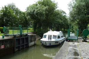 Einfahrt Schleuse Fluss Charente