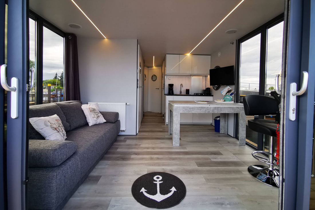 Fotobeispiel Salon Hausboot Apart LL