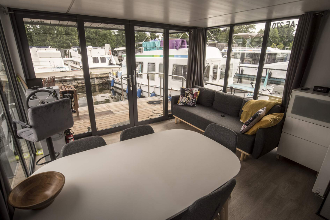 Beispiel Salon Bungalow Hausboot Apart LL
