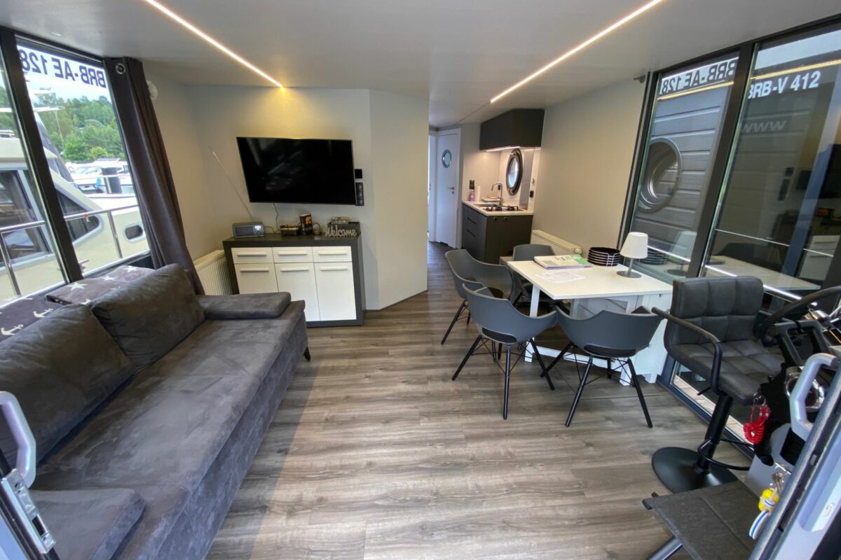 Wohnbeispiel Esstisch und Salon Apart LL