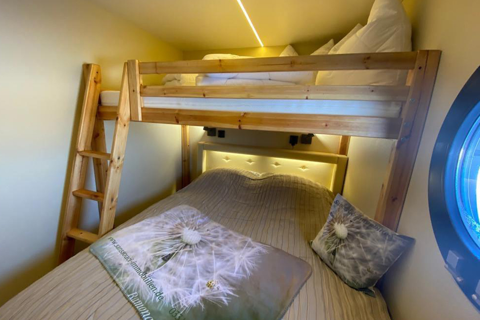 Schlafkabine Apart XXL mit Doppelbett und Etagenbett