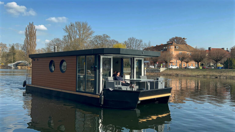 Bungalow Hausboot Noomi in Brandenburg