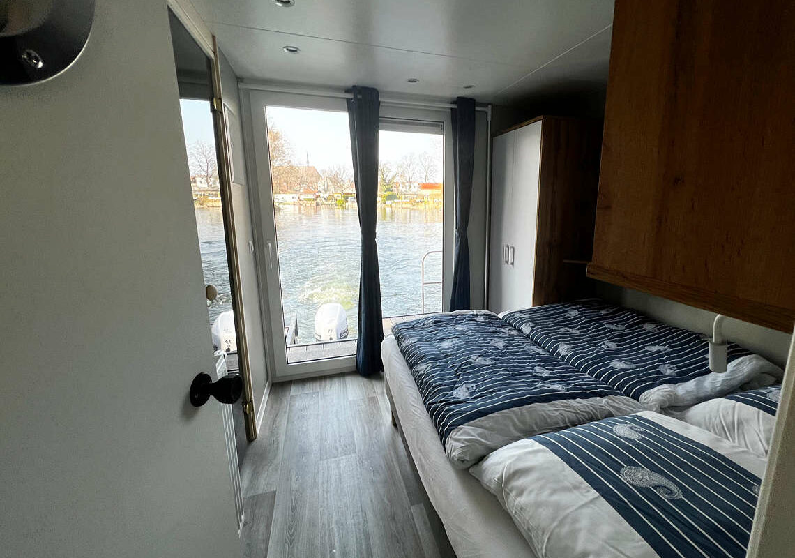 07-hausboot-noomi