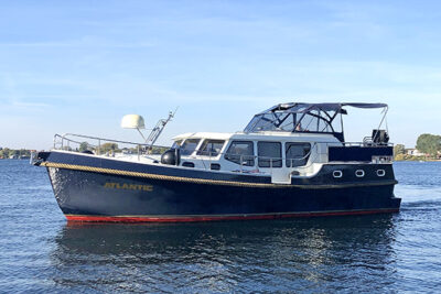 Motoryacht Atlantic