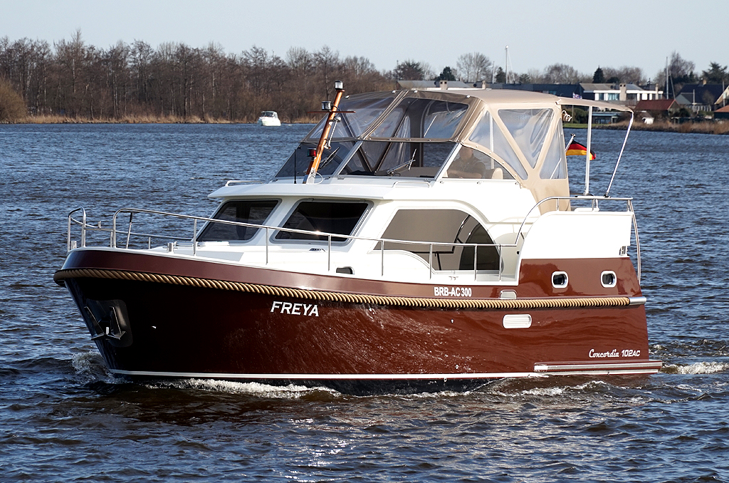 Motoryacht-Freya