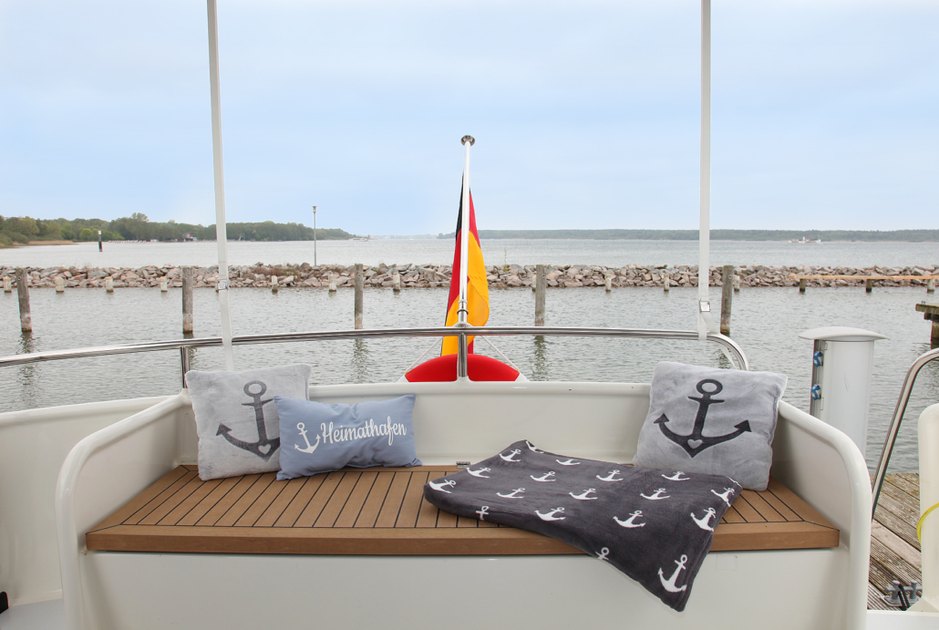 Sitzbank-Sonnendeck-Laura-Marie
