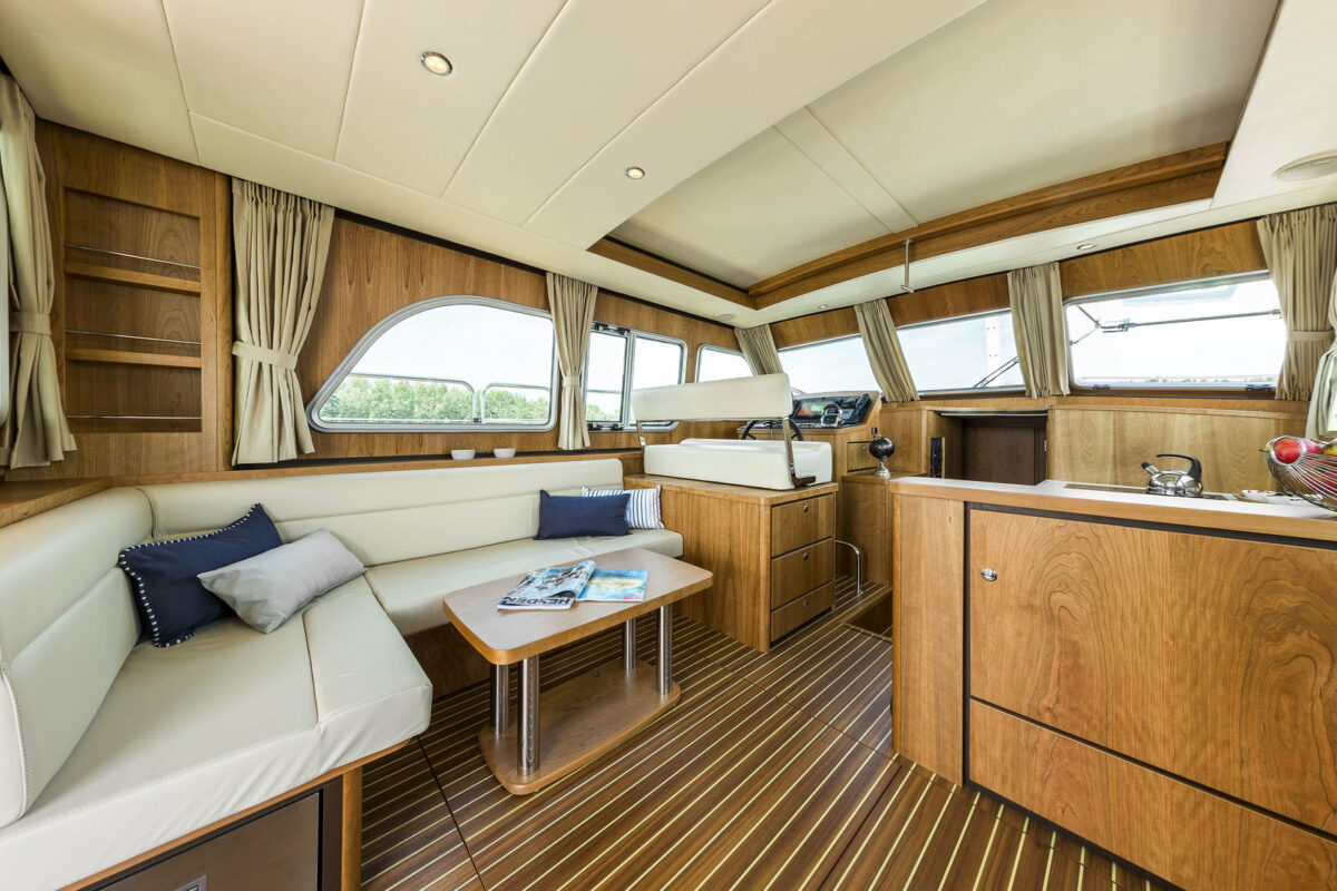linssen-40-0-sedan-liberty-sitzecke