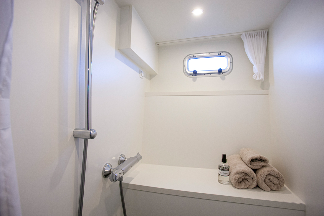 Dusche-Jetten-38-Allegra-Star
