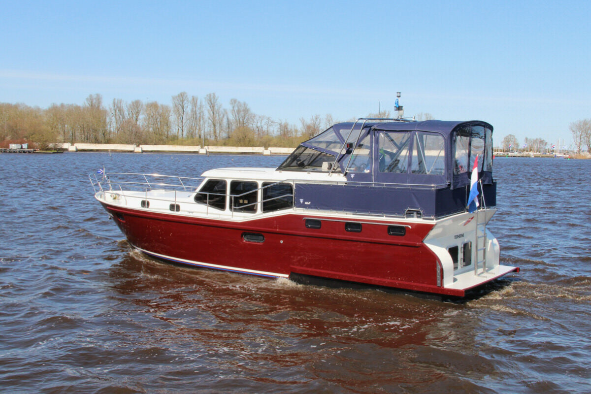 vacance1200-amazone-seitlich-hinten