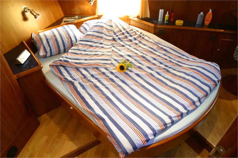 reline_1150_escape_doppelbett_heck