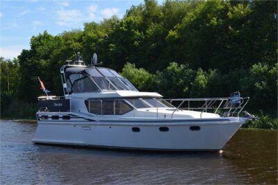 Motorboot Reline 1150 Escape - Yachtcharter De Drait Brandenburg
