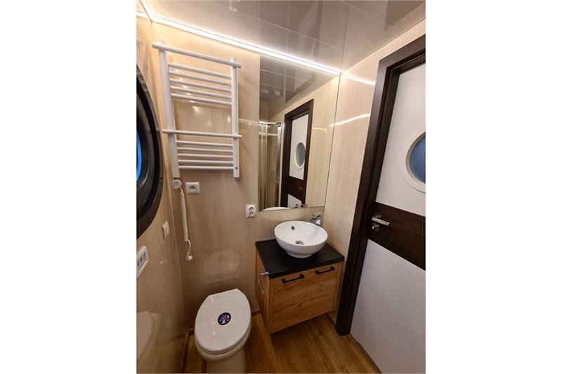 campi-400-2plus4-bad-toilette